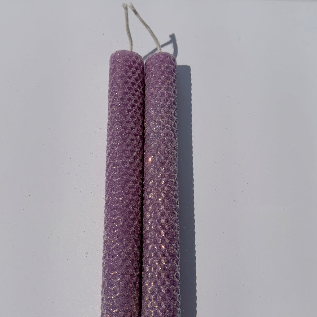 Our Lavender classic glitter is adorned with a shimmering opalescent finish and a gold undertone-its soft lavender hue glows with a delicate, enchanted sparkle, evoking a serene, magical elegance in any space.