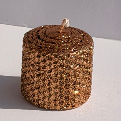 Our copper metallic glitter shimmers with a warm, radiant copper, fully adorned in a heavy metallic sparkle-infusing your space with a glowing, modern elegance that feels both bold and inviting.
