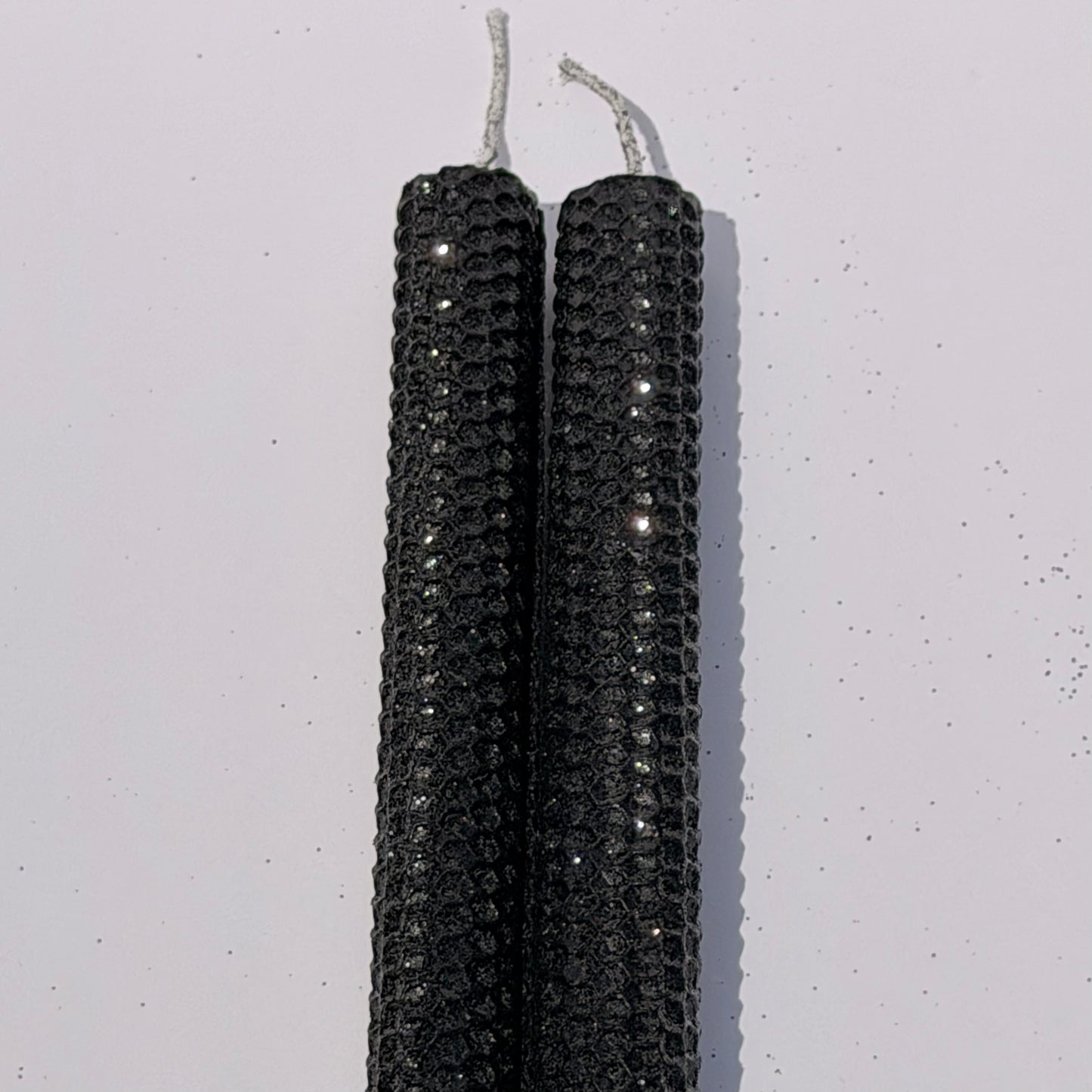Our black metallic glitter exudes a sleek, bold elegance, fully coated in a dense metallic sparkle-infusing your space with a powerful, dramatic shimmer that feels timeless and intense.