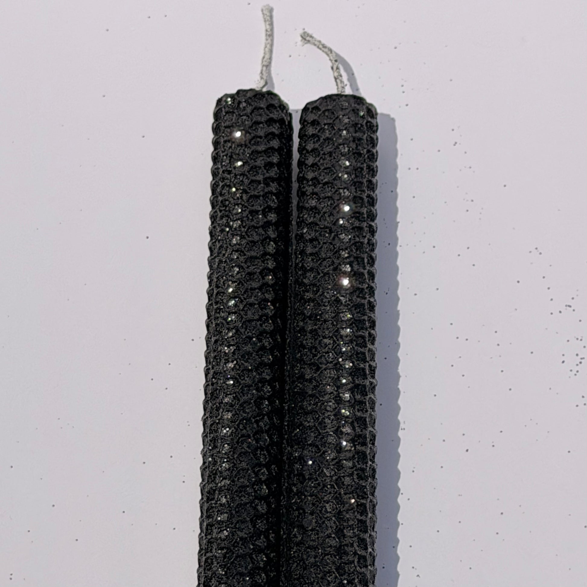 Our black metallic glitter exudes a sleek, bold elegance, fully coated in a dense metallic sparkle-infusing your space with a powerful, dramatic shimmer that feels timeless and intense.