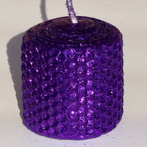 Our violet metallic glitter radiates a rich, deep violet, fully covered in a bold metallic glitter-infusing your space with a dramatic, royal shimmer that captivates the eye.