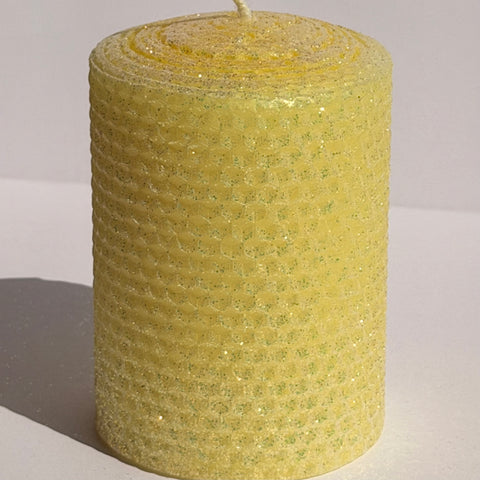 Our lemon yellow classic glitter glows with a bright, cheerful sunshine hue, wrapped in opalescent glitter and a golden undertone-infusing your space with a sparkling burst of joy and light.