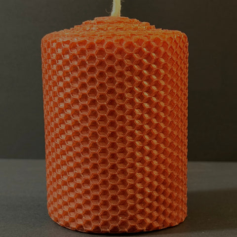 Our pumpkin spice natural glows with a warm, brown-orange hue, like spiced autumn leaves, evoking the rich, nostalgic essence of fall.