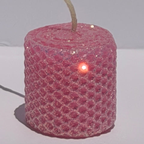 Our pink classic glitter radiates a soft, cheerful pink, wrapped in opalescent glitter and a gold undertone-infusing your space with a bright, uplifting sparkle perfect for any joyful occasion.