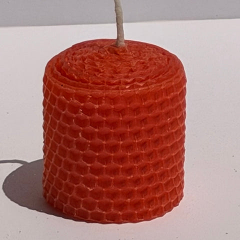 Our persimmon natural candle radiates a vibrant, bright orange glow, like a ripe autumn fruit-infusing your space with a lively, energetic warmth perfect for brightening any season.