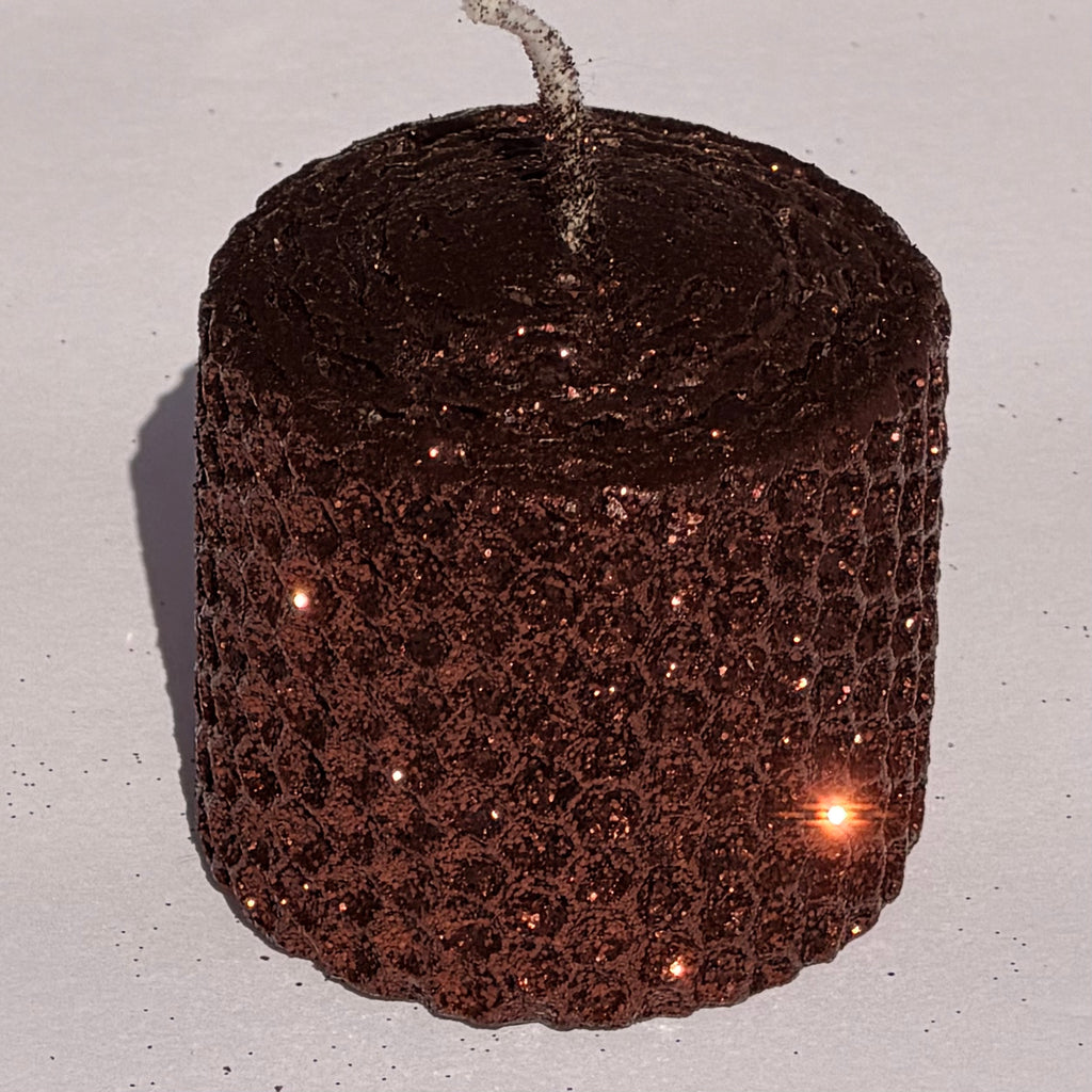 Our Bronze metallic glitter glows with a rich, warm bronze, fully covered in a luxurious metallic finish-infusing your space with a vintage, radiant charm that feels both elegant and warm.