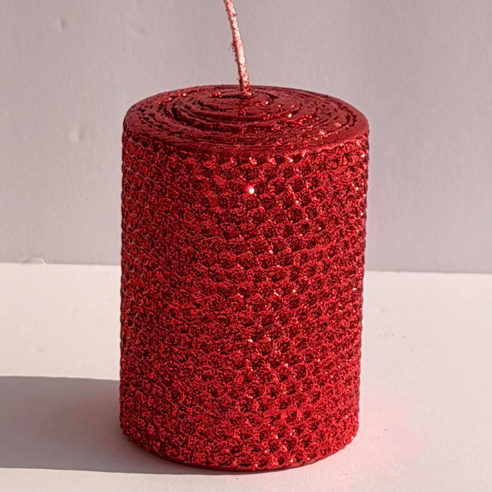 Our ruby metallic glitter dazzles with a rich, scarlet glow, fully adorned in a sparkling metallic finish-evoking the iconic magic of Dorothy's ruby slippers, and infusing your space with a bold, enchanting sparkle that feels like a dream come to life.